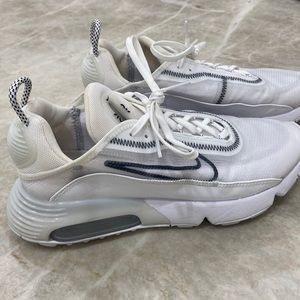 Nike Air Max 2090